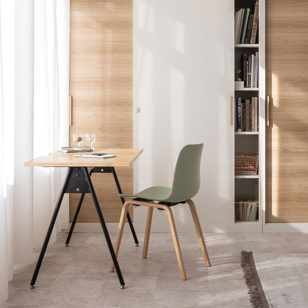 COMPASS LEG DESK