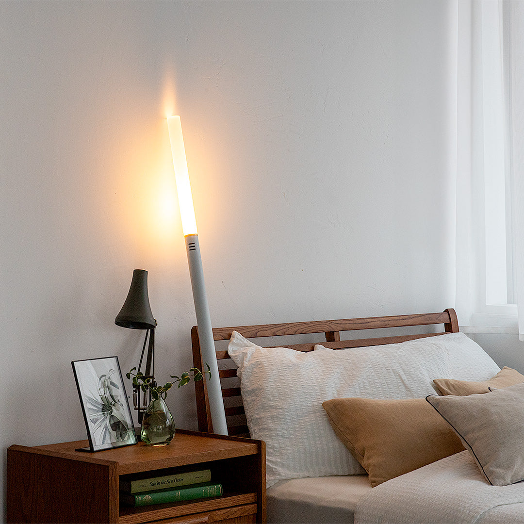 壁に立てかけて使う間接照明 NYOI（ニョイ）