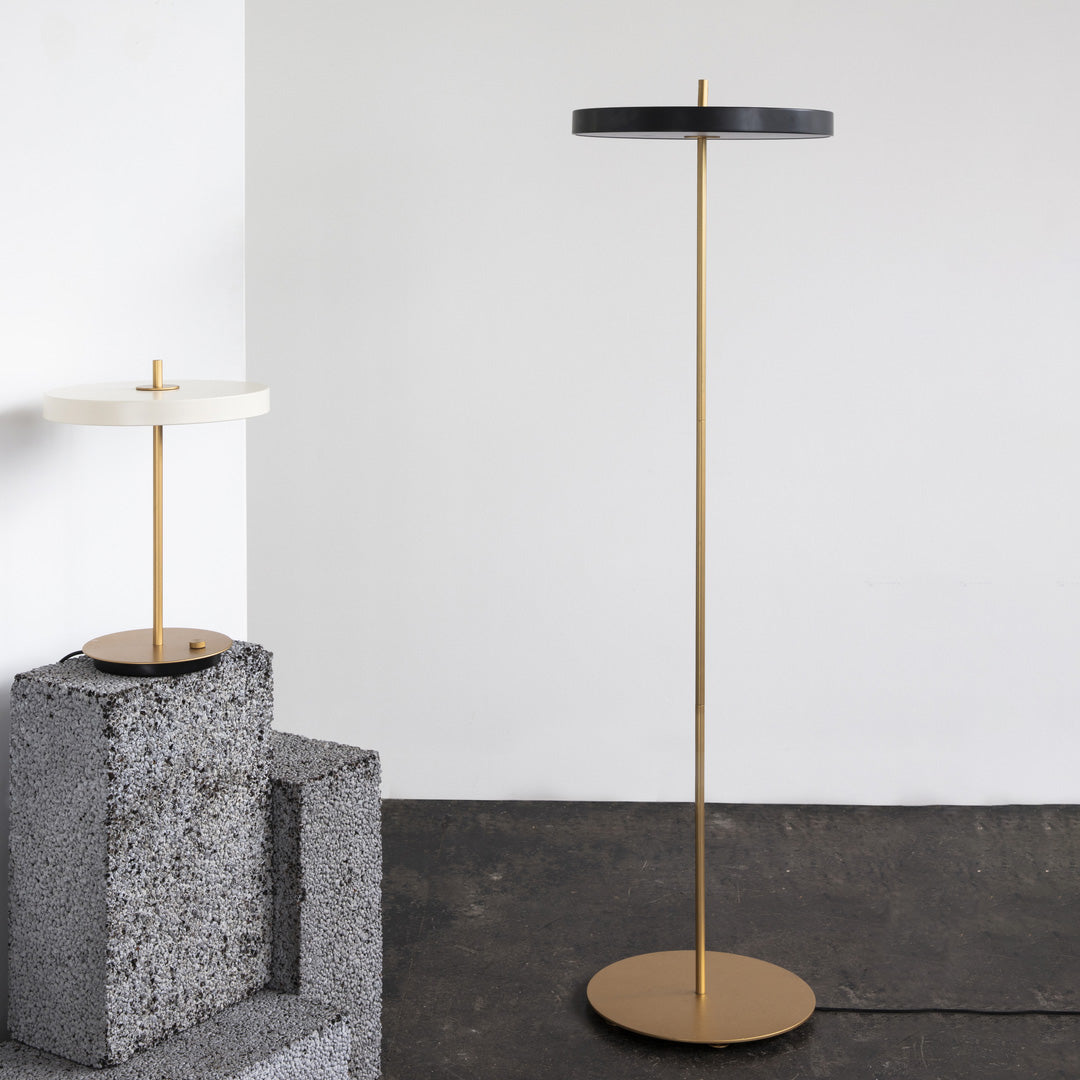 Asteria（アステリア） フロアライト -UMAGE